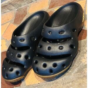 KEEN Yogui Arts Slip-On Clog Graphite Black Mule Sandal Men's Size 7 Women 9